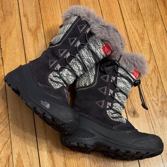 The North Face Snow Boots Kids Black and Gray Winter Boots 1 - Picture 1 of 9